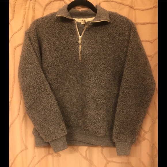 Donni grey sherpa with pearl zipper charm - Picture 4 of 5